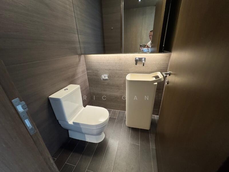 Lloyd SixtyFive, 65 Lloyd Road, Orchard / River Valley, 2 Bedrooms, 1,808 sqft, Condominium For Rent, by Eric Gan, 21731442 - PropertyGuru.com.sg