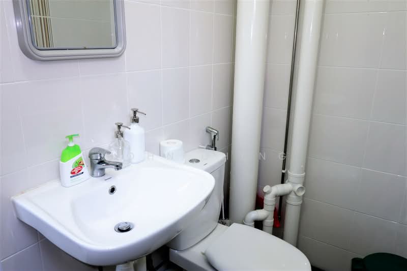 536 Bukit Batok Street 52, 536 Bukit Batok Street 52, 3 Bedrooms, 1,109 sqft, HDB Flat For Rent, by John Cheng, 21732660 - PropertyGuru.com.sg