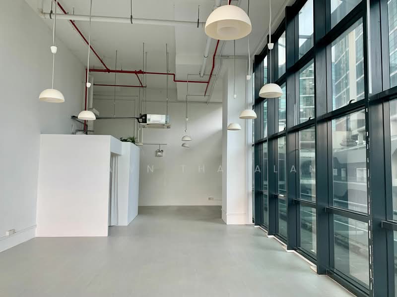 Oxley BizHub, 61 Ubi Road 1, 1,109 sqft, Light Industrial (B1) For Rent, by Shawn Thayalan, 21733674 - CommercialGuru.com.sg