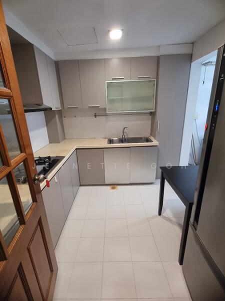 For Rent - Regal Court