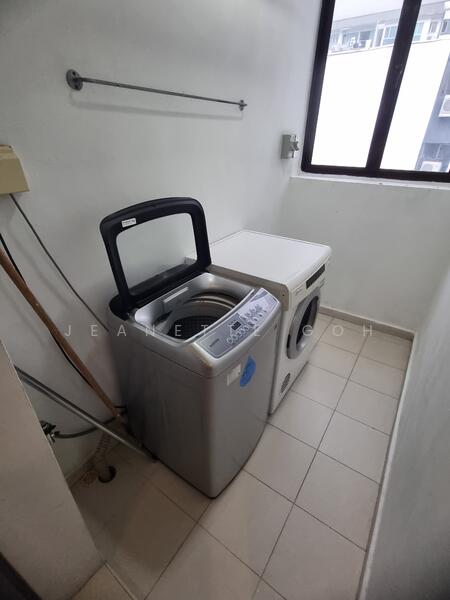 For Rent - Regal Court