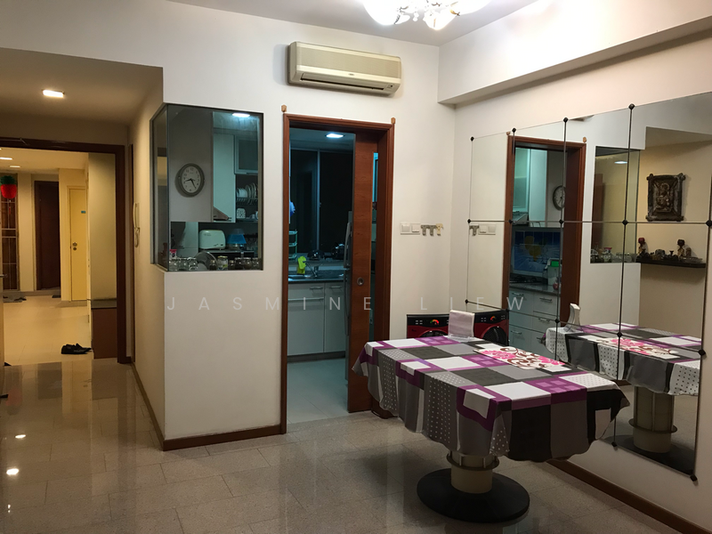 Entrance to Dinning Hall view