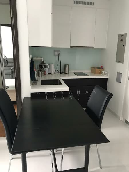 Eon Shenton, 70 Shenton Way, 3 Bedrooms, 980 sqft, Condominium For Rent, by Saravanan (Van), 21736699 - PropertyGuru.com.sg