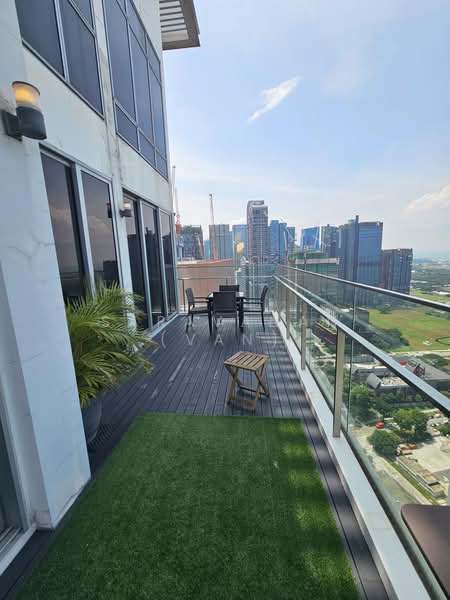 Eon Shenton, 70 Shenton Way, 3 Bedrooms, 980 sqft, Condominium For Rent, by Saravanan (Van), 21736699 - PropertyGuru.com.sg