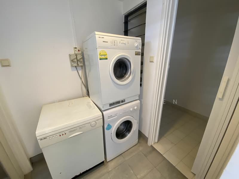 Grange 70, 70 Grange Road, 4 Bedrooms, 1,981 sqft, Condominium For Rent, by Richard Then, 21739141 - PropertyGuru.com.sg