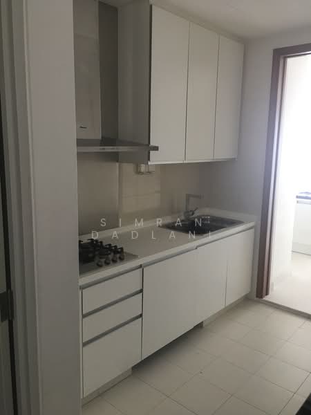 Saint Thomas Suites, 33 St Thomas Walk, 4 Bedrooms, 2,605 sqft, Condominium For Rent, by Dimpal Daryani, 21740882 - PropertyGuru.com.sg