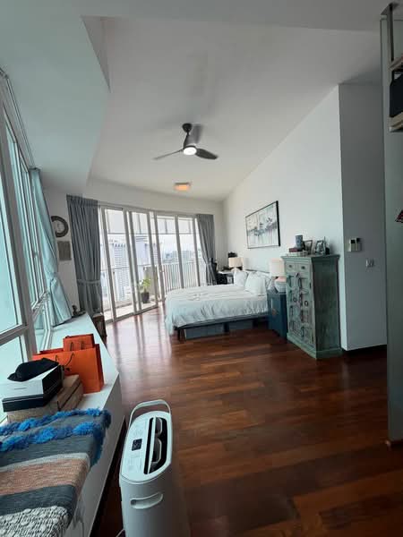 Saint Thomas Suites, 33 St Thomas Walk, 4 Bedrooms, 2,605 sqft, Condominium For Rent, by Dimpal Daryani, 21740882 - PropertyGuru.com.sg