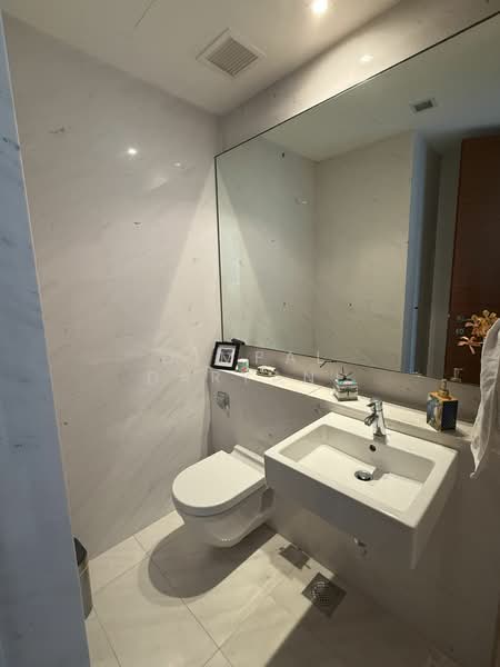 Saint Thomas Suites, 33 St Thomas Walk, 4 Bedrooms, 2,605 sqft, Condominium For Rent, by Dimpal Daryani, 21740882 - PropertyGuru.com.sg
