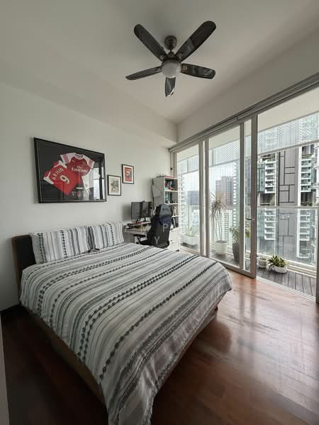 Saint Thomas Suites, 33 St Thomas Walk, 4 Bedrooms, 2,605 sqft, Condominium For Rent, by Dimpal Daryani, 21740882 - PropertyGuru.com.sg