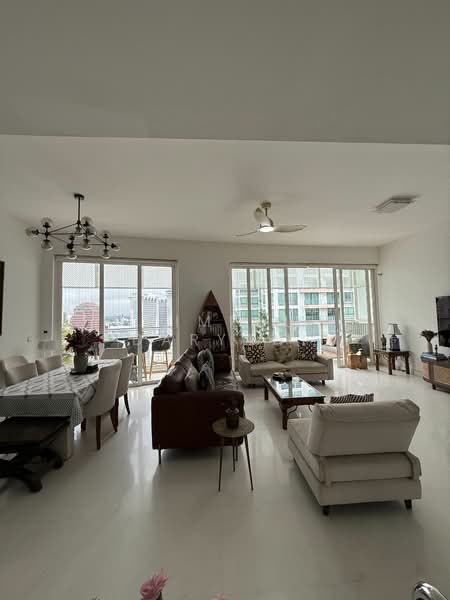 Saint Thomas Suites, 33 St Thomas Walk, 4 Bedrooms, 2,605 sqft, Condominium For Rent, by Dimpal Daryani, 21740882 - PropertyGuru.com.sg