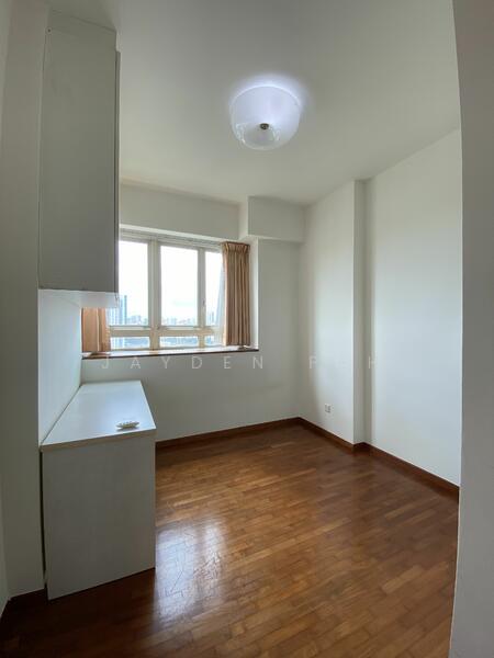 For Rent - Goldenhill Park Condo