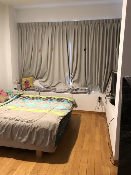 The Peak @ Cairnhill I, 51 Cairnhill Circle, 1 Bedroom, 592 sqft, Condominium For Rent, by Emily Ho, 21743994 - PropertyGuru.com.sg