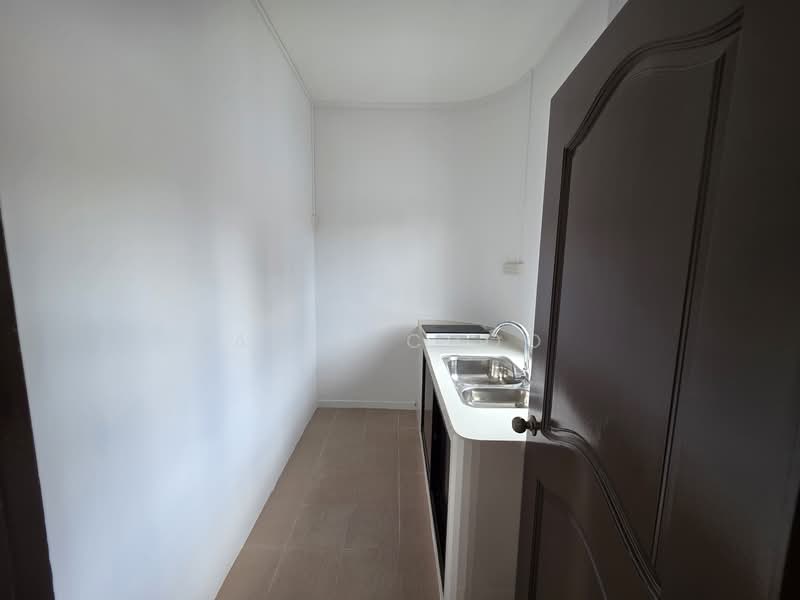 For Rent - 79 Chay Yan Street