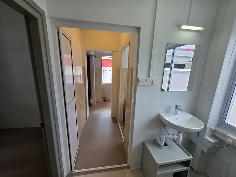 For Rent - 79 Chay Yan Street