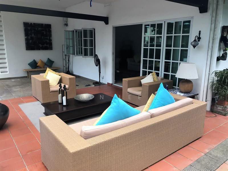 Namly drive bukit timah semi detached house rent lease, Namly drive, 4 Bedrooms, 3,500 sqft, Semi-Detached House For Rent, by Ben Lee, 21745531 - lovely sheltered patio - PropertyGuru.com.sg