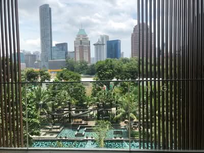 For Sale - OUE Twin Peaks
