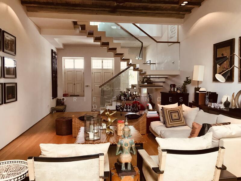 Large living area - perfect for entertaining guests