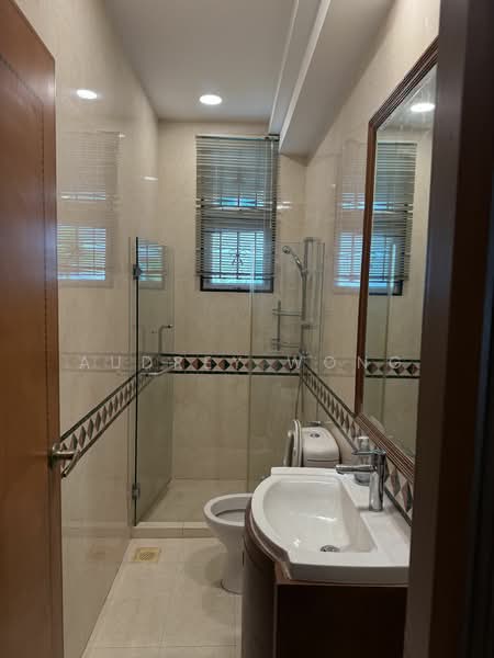 For Rent - Vanda Avenue