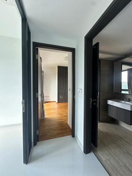 North Park Residences, 15 Yishun Central 1, Sembawang / Yishun, 2 Bedrooms, 560 sqft, Condominium For Rent, by Janice Sng, 21752467 - Corridor - PropertyGuru.com.sg