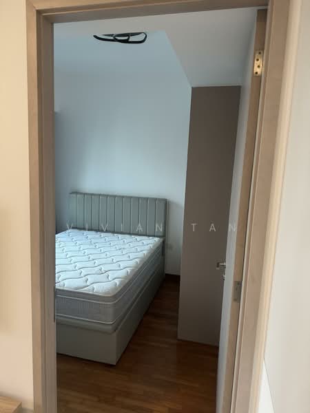 J Gateway Condominium For Sale at S$ 1,038,888 | PropertyGuru Singapore