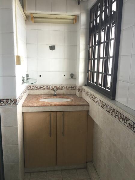 For Rent - 11 Jalan Batu