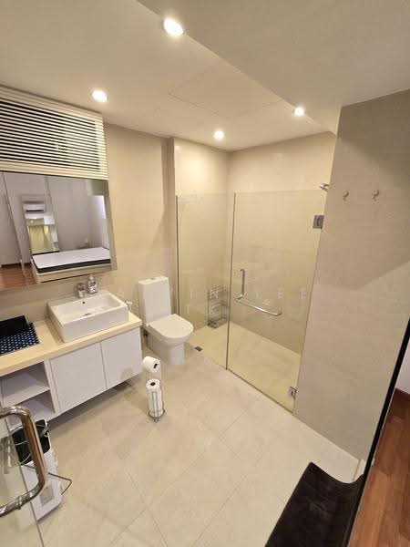 Carissa Park Condo, 2 Flora Drive, Changi Airport / Changi Village, 1 Bedroom, 646 sqft, Condominium For Rent, by Calvin Lee TK, 21757421 - Bathroom - PropertyGuru.com.sg