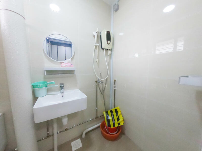 886 Tampines Street 83, 886 Tampines Street 83, Pasir Ris / Tampines, 2 Bedrooms, 1,200 sqft, HDB Flat For Rent, by Eugene Chen 陈加明, 21758066 - PropertyGuru.com.sg