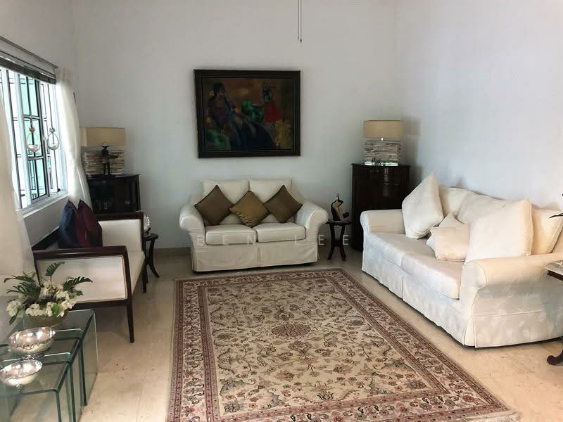 Namly drive bukit timah semi detached house rent lease, Namly drive, 4 Bedrooms, 3,500 sqft, Semi-Detached House For Rent, by Ben Lee, 21760037 - cosy living hall - PropertyGuru.com.sg