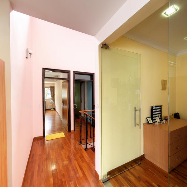 Glasgow Road, Glasgow Road, 6 Bedrooms, 3600 sqft, Landed Properties