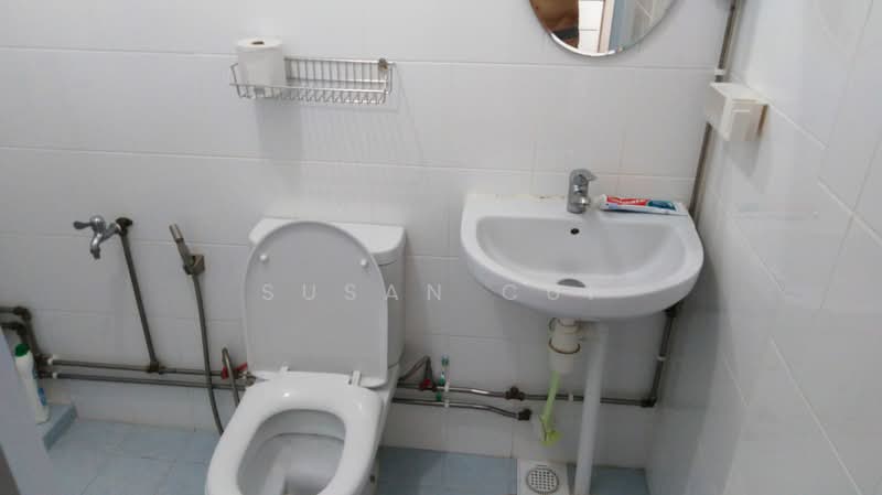 799 Yishun Ring Road, 799 Yishun Ring Road, Room Rental, 300 sqft, HDB Flat For Rent, by Susan Cui, 21763817 - PropertyGuru.com.sg