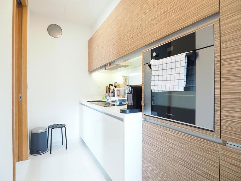 Concourse Skyline, 300 Beach Road, Beach Road / Bugis / Rochor, 1 Bedroom, 818 sqft, Condominium For Rent, by Axel Hue, 21765596 - PropertyGuru.com.sg