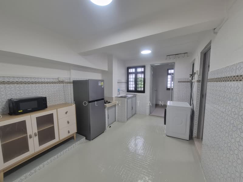 130 Kim Tian Road, 130 Kim Tian Road, 2 Bedrooms, 700 sqft, HDB Flat For Rent, by Jolyn Tan, 21766379 - PropertyGuru.com.sg