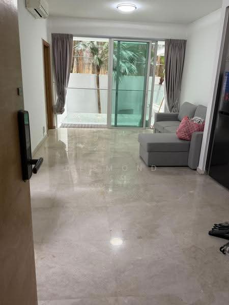 Parc Emily, 9 Mount Emily Road, Orchard / River Valley, 1 Bedroom, 592 sqft, Condominium For Sale, by Desmond Whang, 21767461 - Living Room - PropertyGuru.com.sg