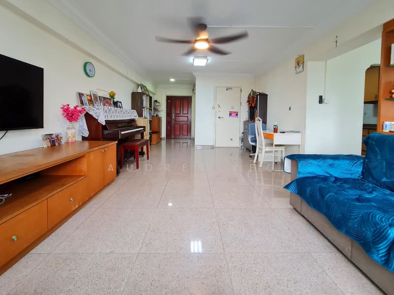 352 Ang Mo Kio Street 32, 352 Ang Mo Kio Street 32, 3 Bedrooms, 1,184 sqft, HDB Flat For Rent, by Audrey Yeo, 21769016 - PropertyGuru.com.sg