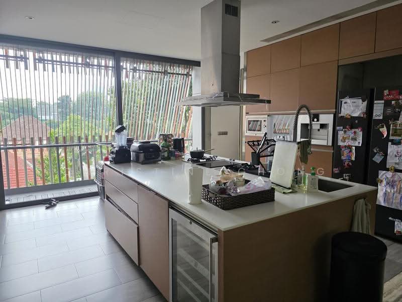 Goodwood Residence, 261 Bukit Timah Road, Tanglin / Holland / Bukit Timah, 4 Bedrooms, 2,928 sqft, Condominium For Rent, by Christine Chong, 21772260 - Kitchen - PropertyGuru.com.sg
