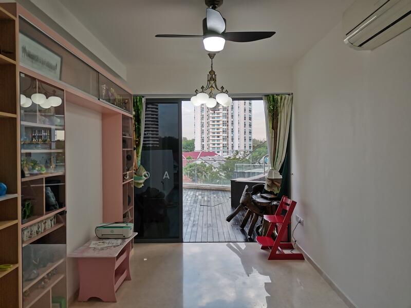 8M Residences Condominium For Sale at S$ 2,200,000 | PropertyGuru Singapore