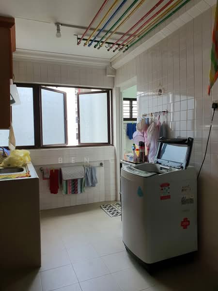 434 Tampines Street 43, 434 Tampines Street 43, Room Rental, 150 sqft, HDB Flat For Rent, by Ben Chia, 21773223 - PropertyGuru.com.sg