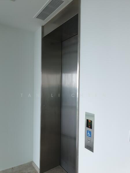 Private lift lobby