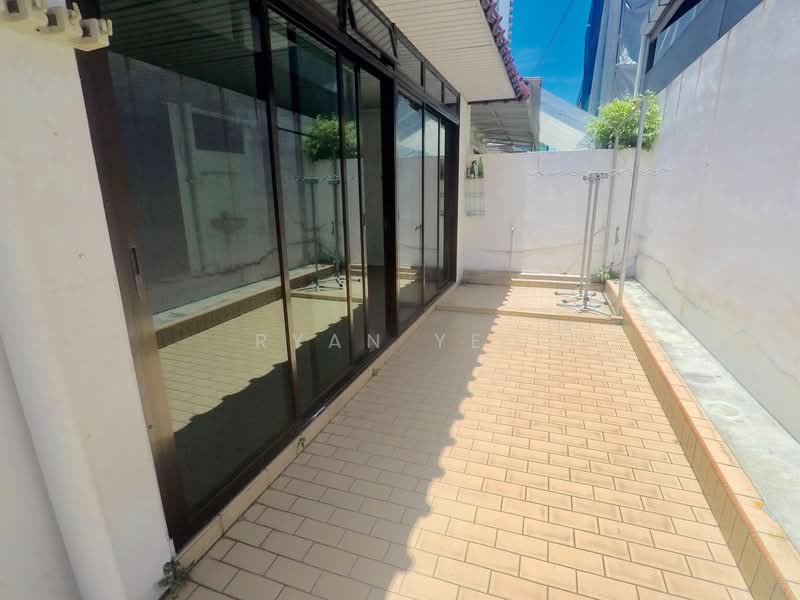 Tanjong Katong Road near Jalan Seaview, , 5 Bedrooms, 2,100 sqft, Semi-Detached House For Rent, by Ryan Yeo, 21774081 - PropertyGuru.com.sg