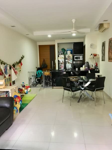 Kovan Melody, 37 Kovan Road, 3 Bedrooms, 1,227 sqft, Condominium For Rent, by Kelly Tay Kailin 郑凯琳, 21774547 - PropertyGuru.com.sg