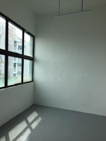 Office storage work space Aljunied MRT, , 160 sqft, Light Industrial (B1) For Rent, by Chan Wai Lin 陈纬玲, 21774909 - CommercialGuru.com.sg