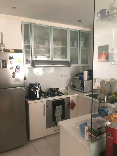 Watermark Robertson Quay, 3 Rodyk Street, 2 Bedrooms, 904 sqft, Apartment For Rent, by Grace Gatchalian, 21778281 - PropertyGuru.com.sg