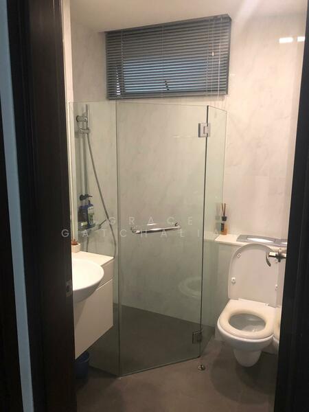 Watermark Robertson Quay, 3 Rodyk Street, 2 Bedrooms, 904 sqft, Apartment For Rent, by Grace Gatchalian, 21778281 - PropertyGuru.com.sg