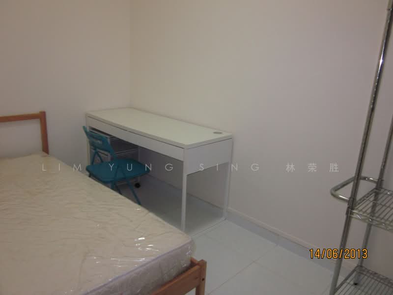 5 Hoe Chiang Road, 5 Hoe Chiang Road, 5 Bedrooms, 1,000 sqft, Walk-up Apartment For Rent, by Robert Lim Yung Sing 林榮燊, 21779844 - Bedroom 3 - PropertyGuru.com.sg