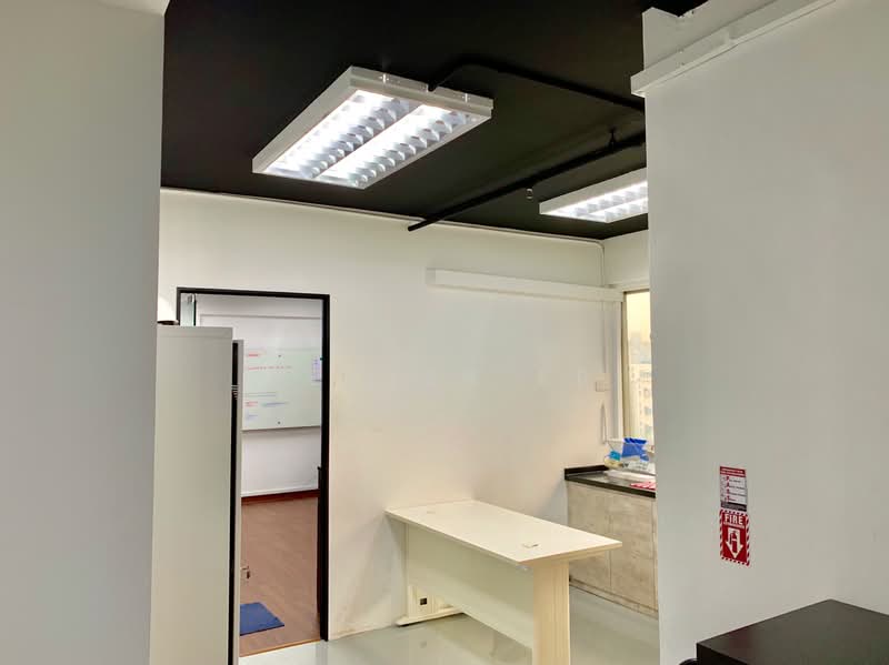 Unity Centre, 51 Bukit Batok Crescent, 3,702 sqft, Light Industrial (B1) For Sale, by Lester Er, 21779908 - CommercialGuru.com.sg