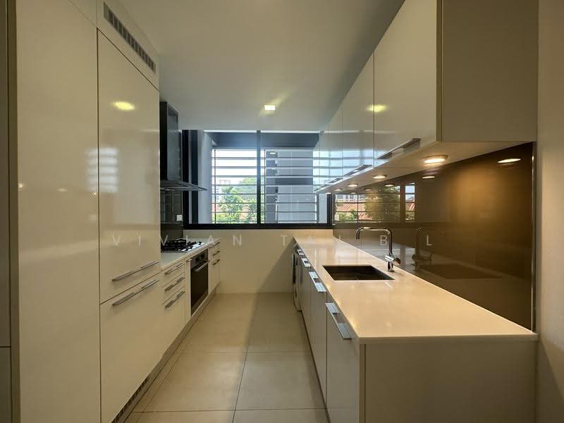 Urban Suites @ Hullet Road, 1 Hullet Road, Orchard / River Valley, 2 Bedrooms, 1,044 sqft, Condominium For Rent, by Vivian Tan B L, 21780425 - Kitchen - PropertyGuru.com.sg