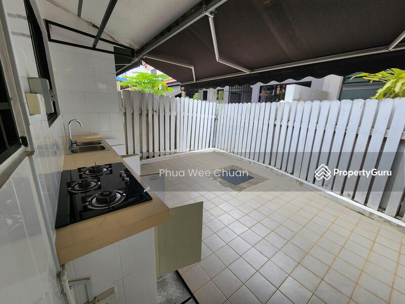 For Rent - Terrace House at King's Road