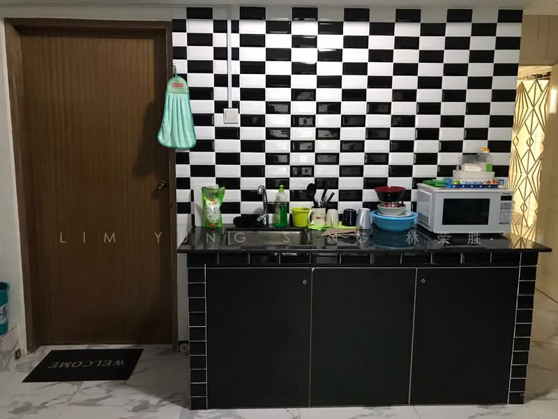 People's Park Complex, 1 Park Road, Room Rental, 200 sqft, Apartment For Rent, by Robert Lim Yung Sing 林榮燊, 21787166 - PropertyGuru.com.sg