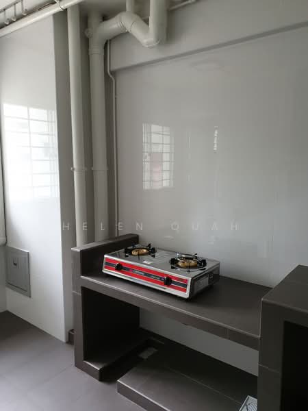 115 Bukit Purmei Road, 115 Bukit Purmei Road, 3 Bedrooms, 1,100 sqft, HDB Flat For Rent, by Helen Quah, 21787533 - Kitchen - PropertyGuru.com.sg