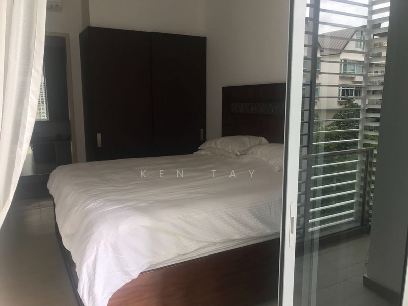 Master Bedroom - fit king size bed